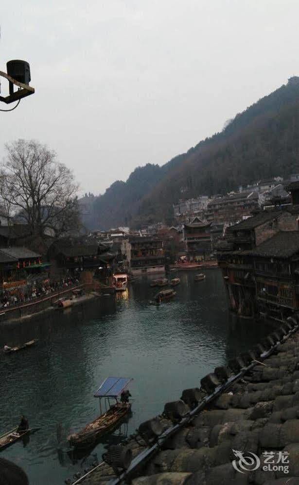 Fenghuang Waitin For You Inn エクステリア 写真